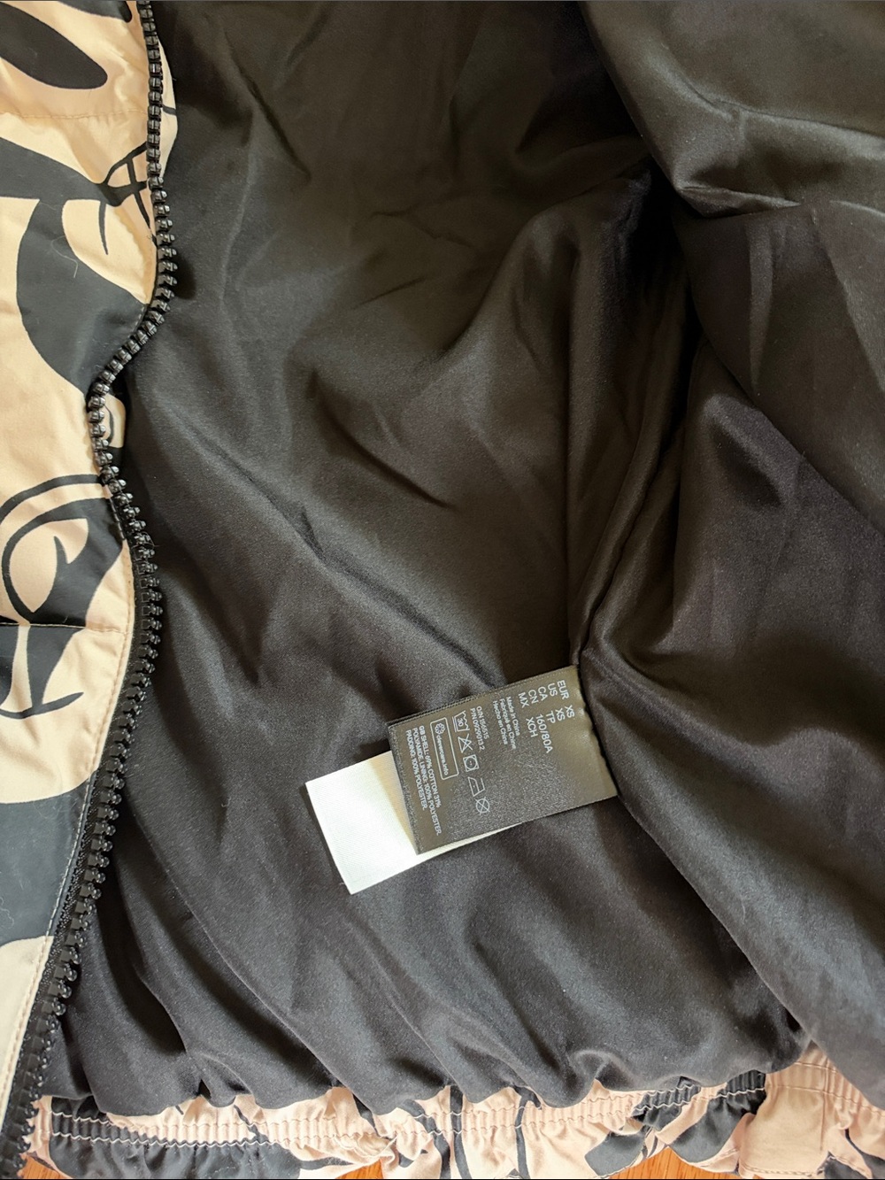 H&M Minnie Mouse Puffer Jacket - Picture 5 of 5